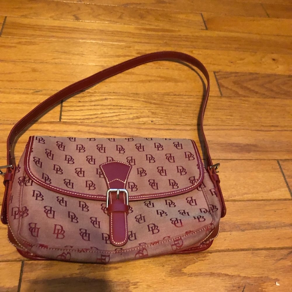 Dooney & Bourke bag